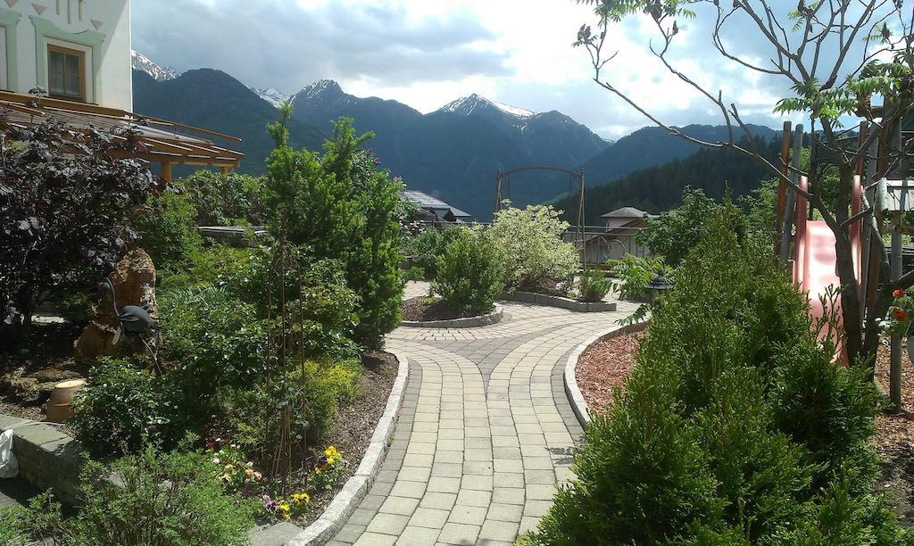 Hotel Garni Romantika Serfaus Buitenkant foto
