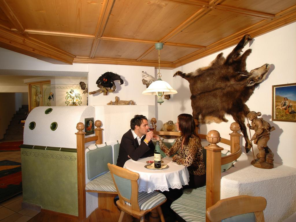 Hotel Garni Romantika Serfaus Buitenkant foto