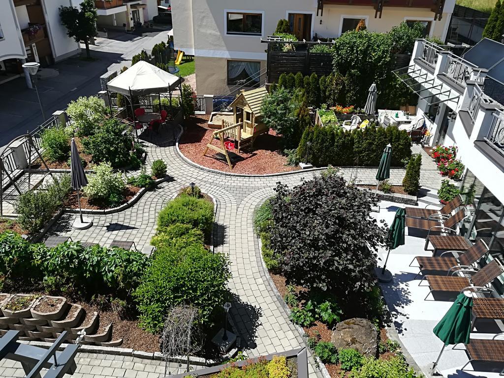 Hotel Garni Romantika Serfaus Buitenkant foto