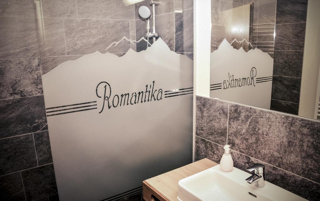 Hotel Garni Romantika Serfaus Buitenkant foto